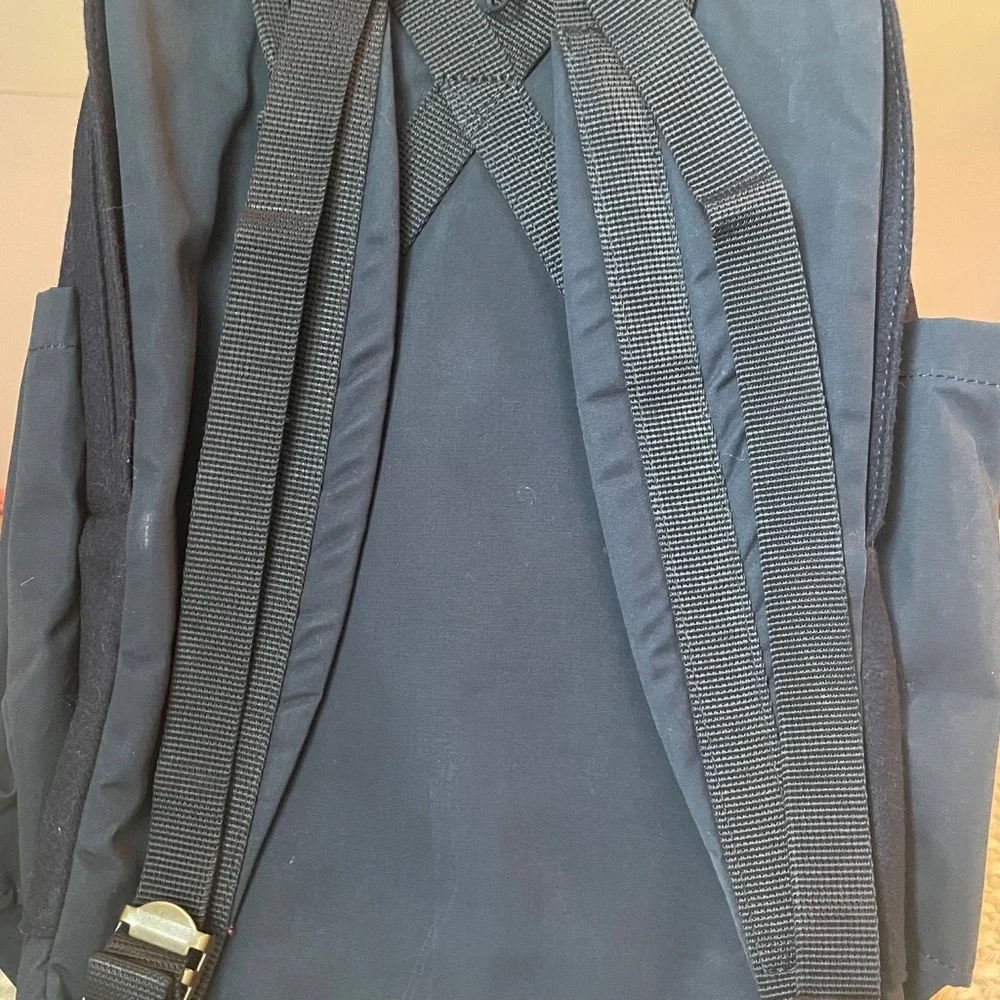 NWT KÅNKEN RE-WOOL NAVY BLUE LAPTOP 15